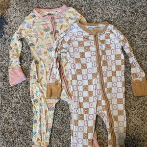 TWO Emerson & Friends 18-24m footie pjs